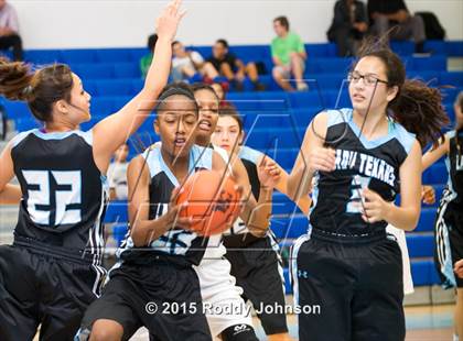Thumbnail 2 in Clear Falls vs Sam Rayburn (McDonald's Texas Invitational) photogallery.