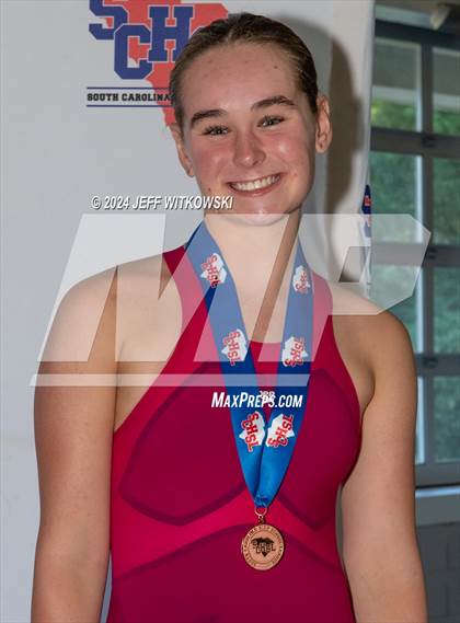 Thumbnail 2 in SCHSL 3A Final Awards photogallery.