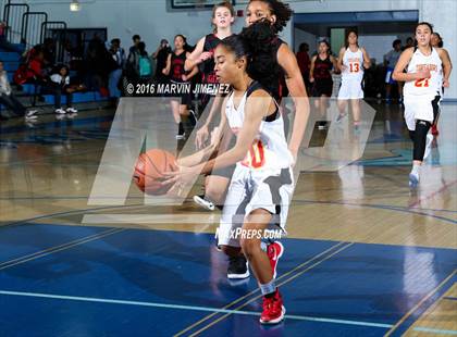 Thumbnail 1 in Taft vs. Harvard Westlake photogallery.