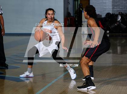 Thumbnail 2 in Taft vs. Harvard Westlake photogallery.