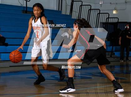 Thumbnail 2 in Taft vs. Harvard Westlake photogallery.