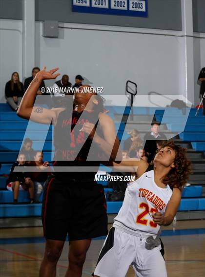Thumbnail 3 in Taft vs. Harvard Westlake photogallery.