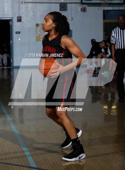 Thumbnail 1 in Taft vs. Harvard Westlake photogallery.