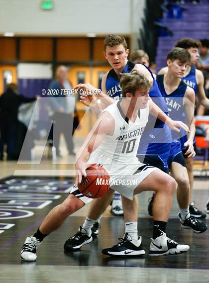 Thumbnail 1 in Pleasant Grove @ Riverton photogallery.
