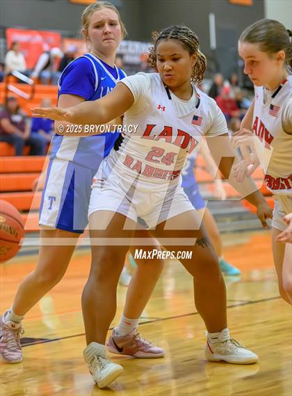 Thumbnail 3 in Greeley County vs. Las Animas photogallery.