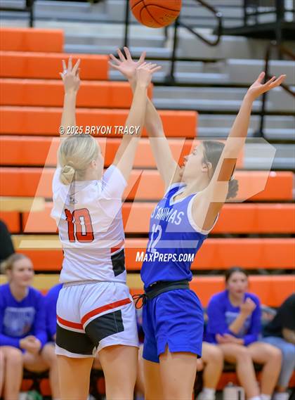 Thumbnail 2 in Greeley County vs. Las Animas photogallery.