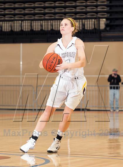 Thumbnail 2 in St. Hubert Catholic vs Council Rock North (Wildwood Boardwalk Classic) photogallery.