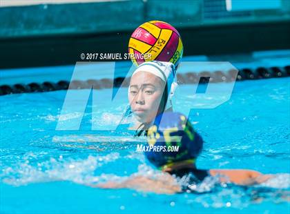 Thumbnail 3 in Palo Alto vs. Leland ( Saint Francis Autumn Invitational) photogallery.