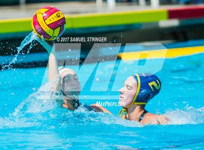 Thumbnail 3 in Palo Alto vs. Leland ( Saint Francis Autumn Invitational) photogallery.