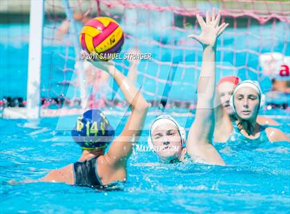 Thumbnail 2 in Palo Alto vs. Leland ( Saint Francis Autumn Invitational) photogallery.