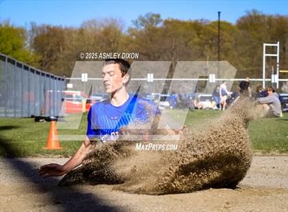 Thumbnail 1 in Marysville Invitational (Walt Braun Stadium) photogallery.