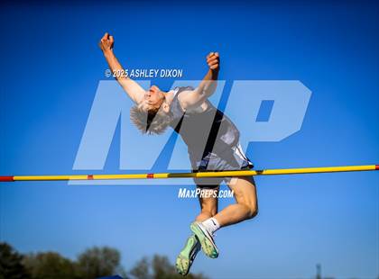 Thumbnail 2 in Marysville Invitational (Walt Braun Stadium) photogallery.