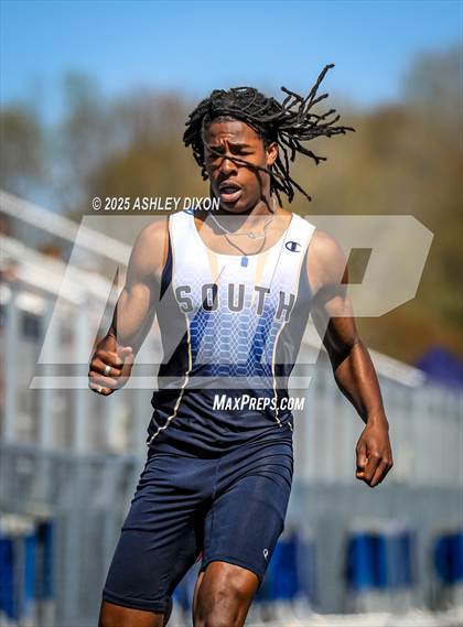 Thumbnail 2 in Marysville Invitational (Walt Braun Stadium) photogallery.