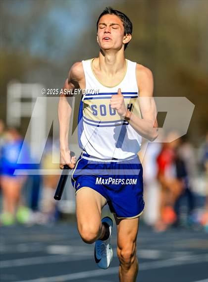 Thumbnail 3 in Marysville Invitational (Walt Braun Stadium) photogallery.