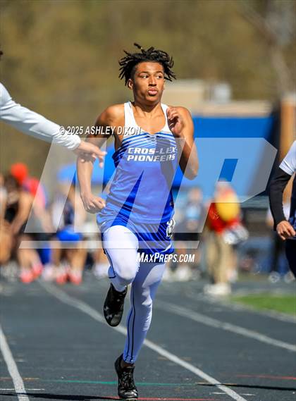Thumbnail 3 in Marysville Invitational (Walt Braun Stadium) photogallery.
