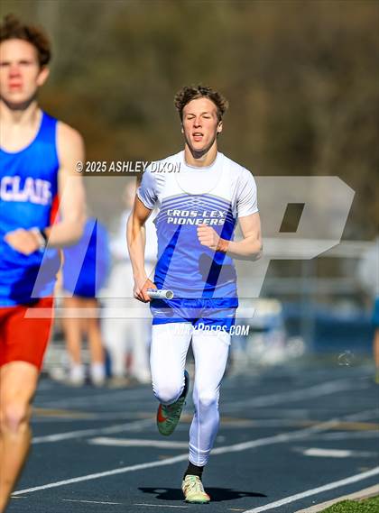 Thumbnail 3 in Marysville Invitational (Walt Braun Stadium) photogallery.