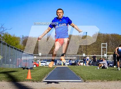 Thumbnail 3 in Marysville Invitational (Walt Braun Stadium) photogallery.
