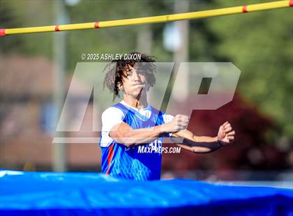 Thumbnail 1 in Marysville Invitational (Walt Braun Stadium) photogallery.