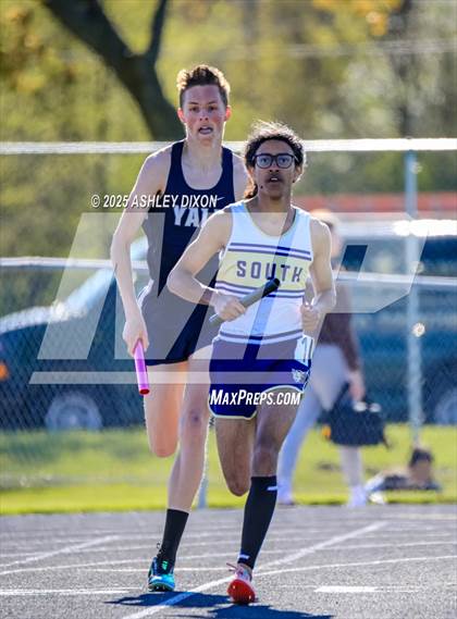 Thumbnail 2 in Marysville Invitational (Walt Braun Stadium) photogallery.