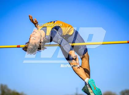 Thumbnail 1 in Marysville Invitational (Walt Braun Stadium) photogallery.
