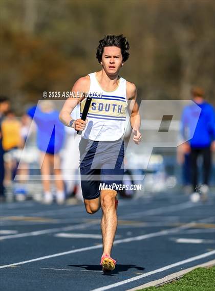 Thumbnail 1 in Marysville Invitational (Walt Braun Stadium) photogallery.