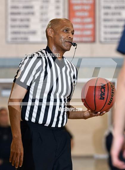 Thumbnail 1 in Vista del Lago vs. Cosumnes Oaks (Running with the Pack) photogallery.