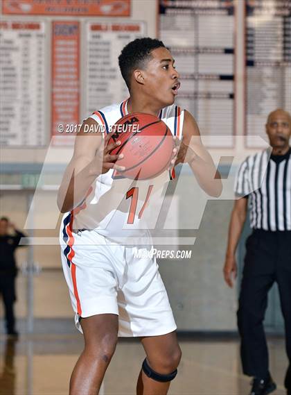 Thumbnail 1 in Vista del Lago vs. Cosumnes Oaks (Running with the Pack) photogallery.