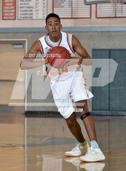 Thumbnail 1 in Vista del Lago vs. Cosumnes Oaks (Running with the Pack) photogallery.