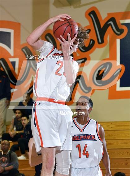 Thumbnail 3 in Vista del Lago vs. Cosumnes Oaks (Running with the Pack) photogallery.