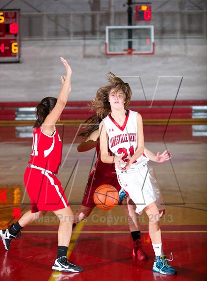 Thumbnail 2 in Jamesville-DeWitt vs. Chittenango photogallery.