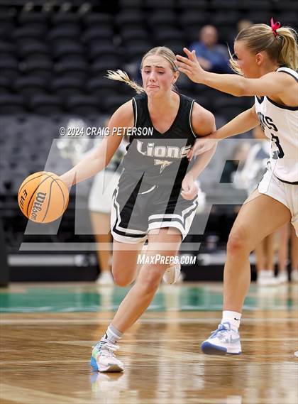 Thumbnail 2 in Payson vs. Ridgeline (UHSAA 4A Semifinals) photogallery.