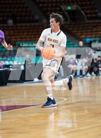 Thumbnail 2 in Alamosa vs Lutheran (CHSAA 4A Great 8) photogallery.