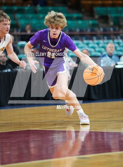 Thumbnail 1 in Alamosa vs Lutheran (CHSAA 4A Great 8) photogallery.
