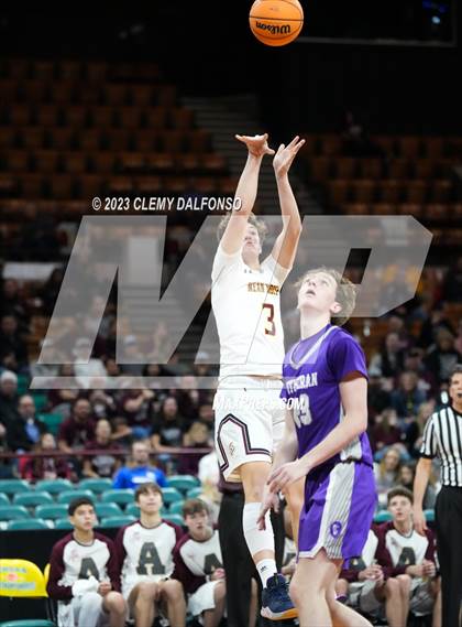 Thumbnail 2 in Alamosa vs Lutheran (CHSAA 4A Great 8) photogallery.