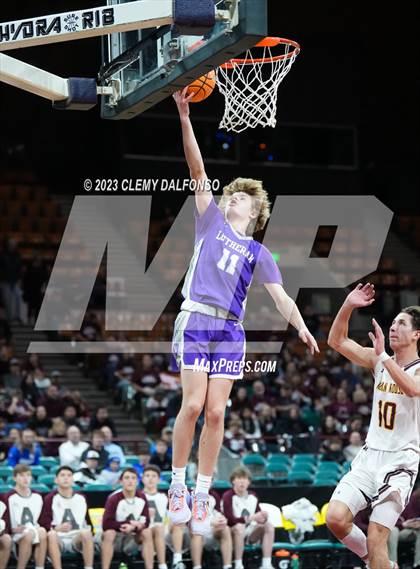 Thumbnail 2 in Alamosa vs Lutheran (CHSAA 4A Great 8) photogallery.