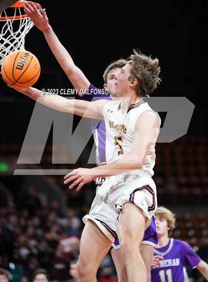 Thumbnail 3 in Alamosa vs Lutheran (CHSAA 4A Great 8) photogallery.