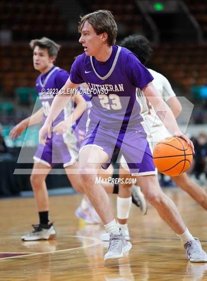 Thumbnail 2 in Alamosa vs Lutheran (CHSAA 4A Great 8) photogallery.