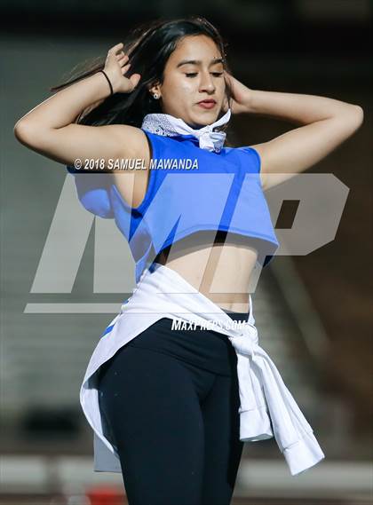 Thumbnail 3 in Flintridge Prep vs  Milken photogallery.