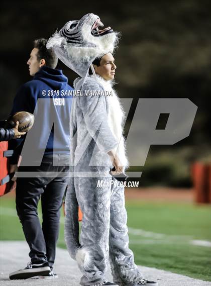 Thumbnail 2 in Flintridge Prep vs  Milken photogallery.