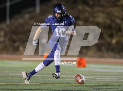 Thumbnail 3 in Flintridge Prep vs  Milken photogallery.