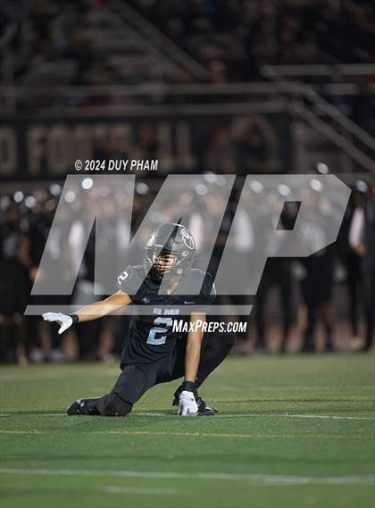 Thumbnail 3 in Rio Hondo Prep vs. Warren (CIF SS Division 7 Final) photogallery.