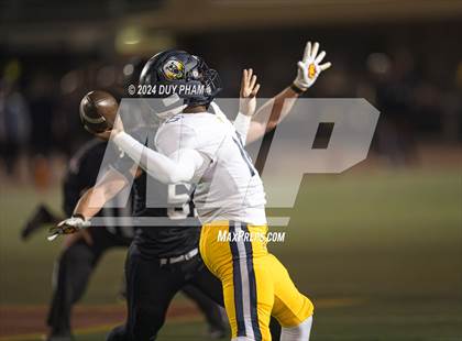 Thumbnail 3 in Rio Hondo Prep vs. Warren (CIF SS Division 7 Final) photogallery.