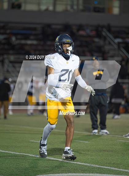 Thumbnail 3 in Rio Hondo Prep vs. Warren (CIF SS Division 7 Final) photogallery.