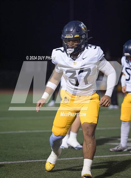 Thumbnail 3 in Rio Hondo Prep vs. Warren (CIF SS Division 7 Final) photogallery.