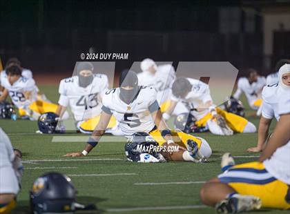 Thumbnail 1 in Rio Hondo Prep vs. Warren (CIF SS Division 7 Final) photogallery.