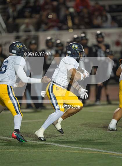 Thumbnail 3 in Rio Hondo Prep vs. Warren (CIF SS Division 7 Final) photogallery.