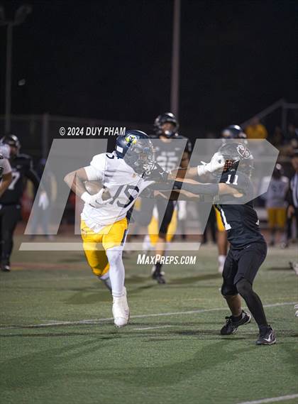 Thumbnail 1 in Rio Hondo Prep vs. Warren (CIF SS Division 7 Final) photogallery.