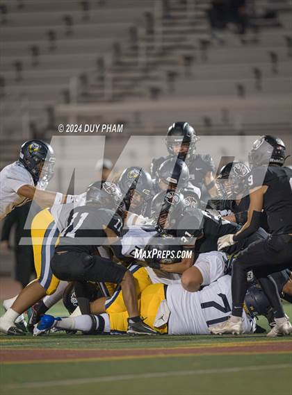 Thumbnail 3 in Rio Hondo Prep vs. Warren (CIF SS Division 7 Final) photogallery.