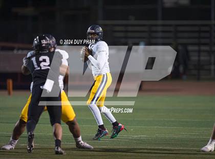 Thumbnail 3 in Rio Hondo Prep vs. Warren (CIF SS Division 7 Final) photogallery.