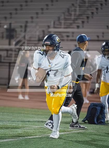 Thumbnail 1 in Rio Hondo Prep vs. Warren (CIF SS Division 7 Final) photogallery.